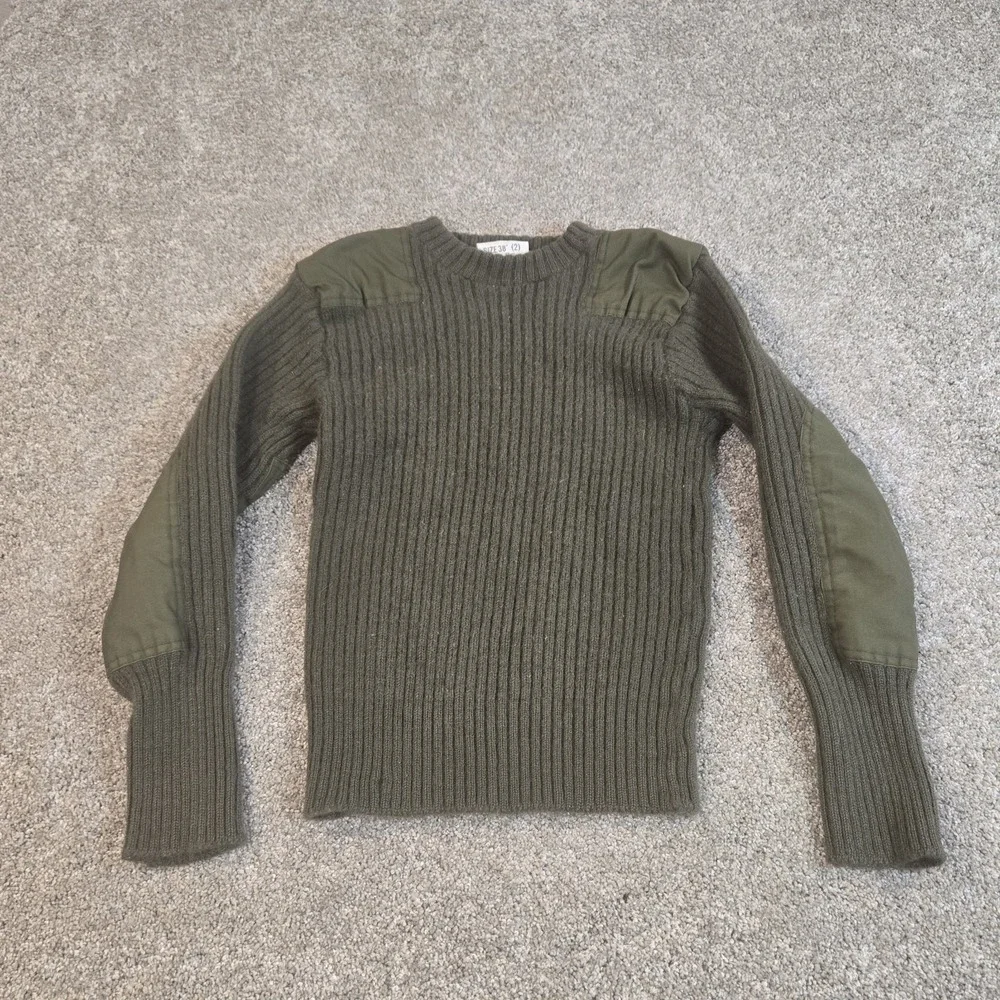 Military Sweater Mens Size 38(2) Wool Vintage Green Shoulder/Elbow‎ Patches